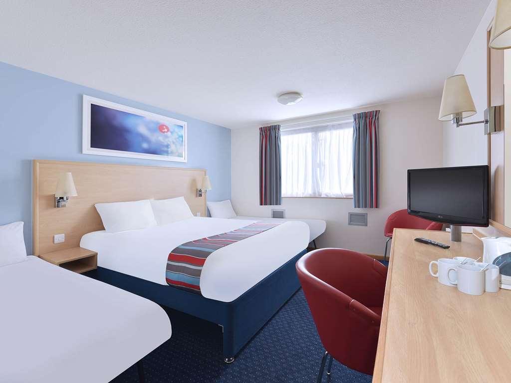 Travelodge Barnsley Zimmer foto